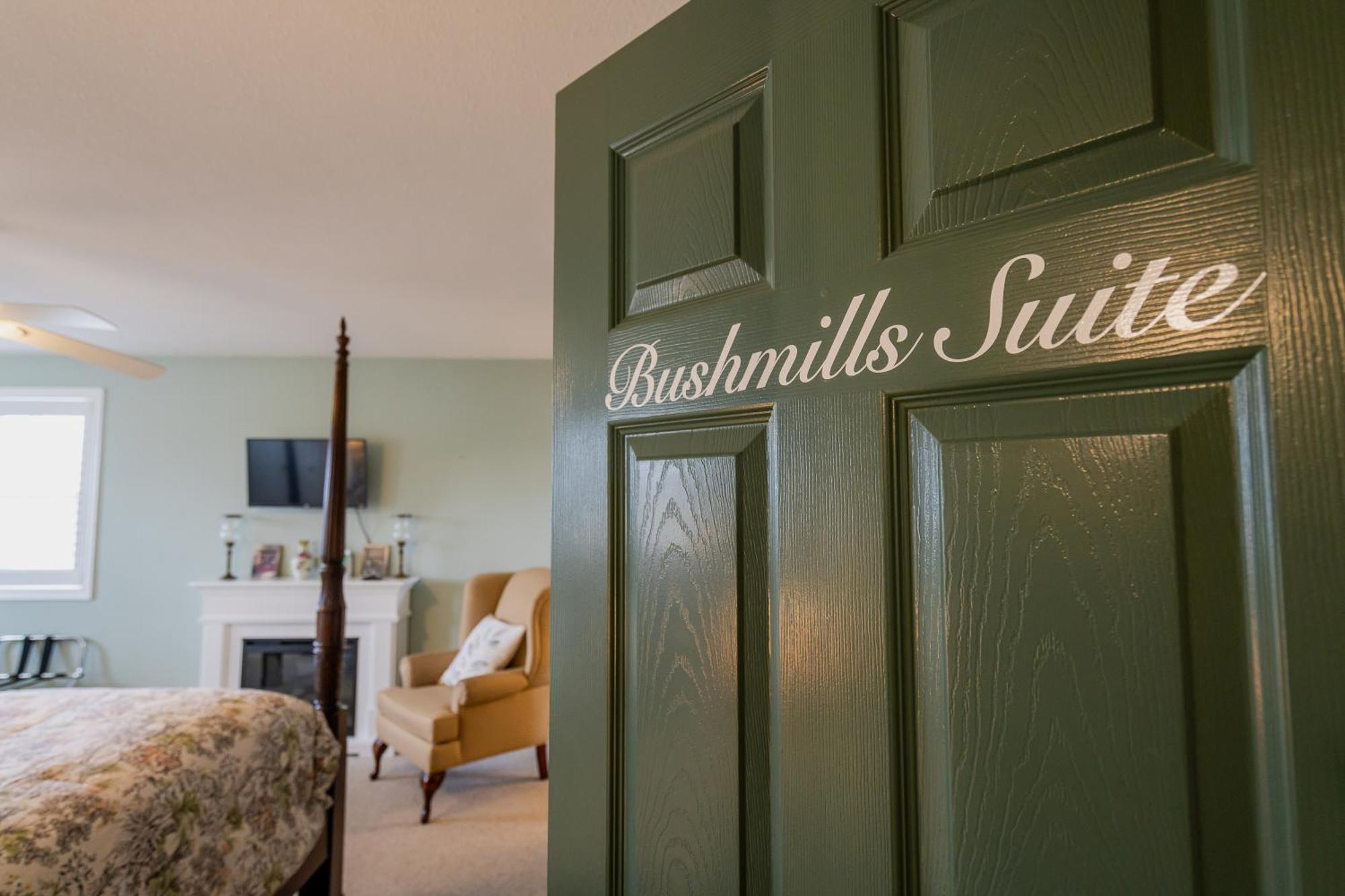 Old Town Country Landing Bed and Breakfast Niagara-on-the-Lake Eksteriør billede