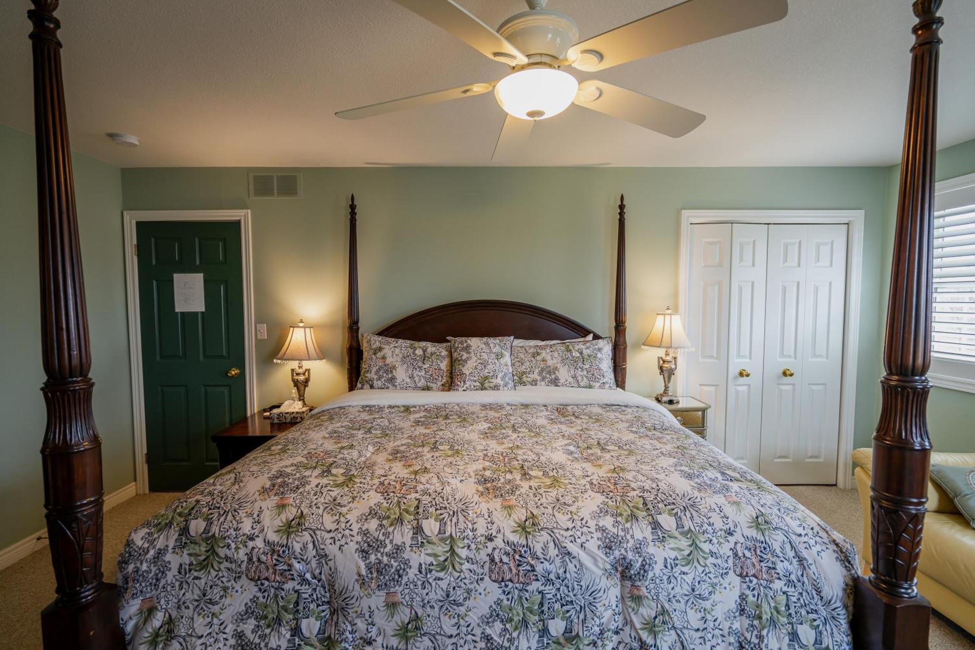 Old Town Country Landing Bed and Breakfast Niagara-on-the-Lake Eksteriør billede
