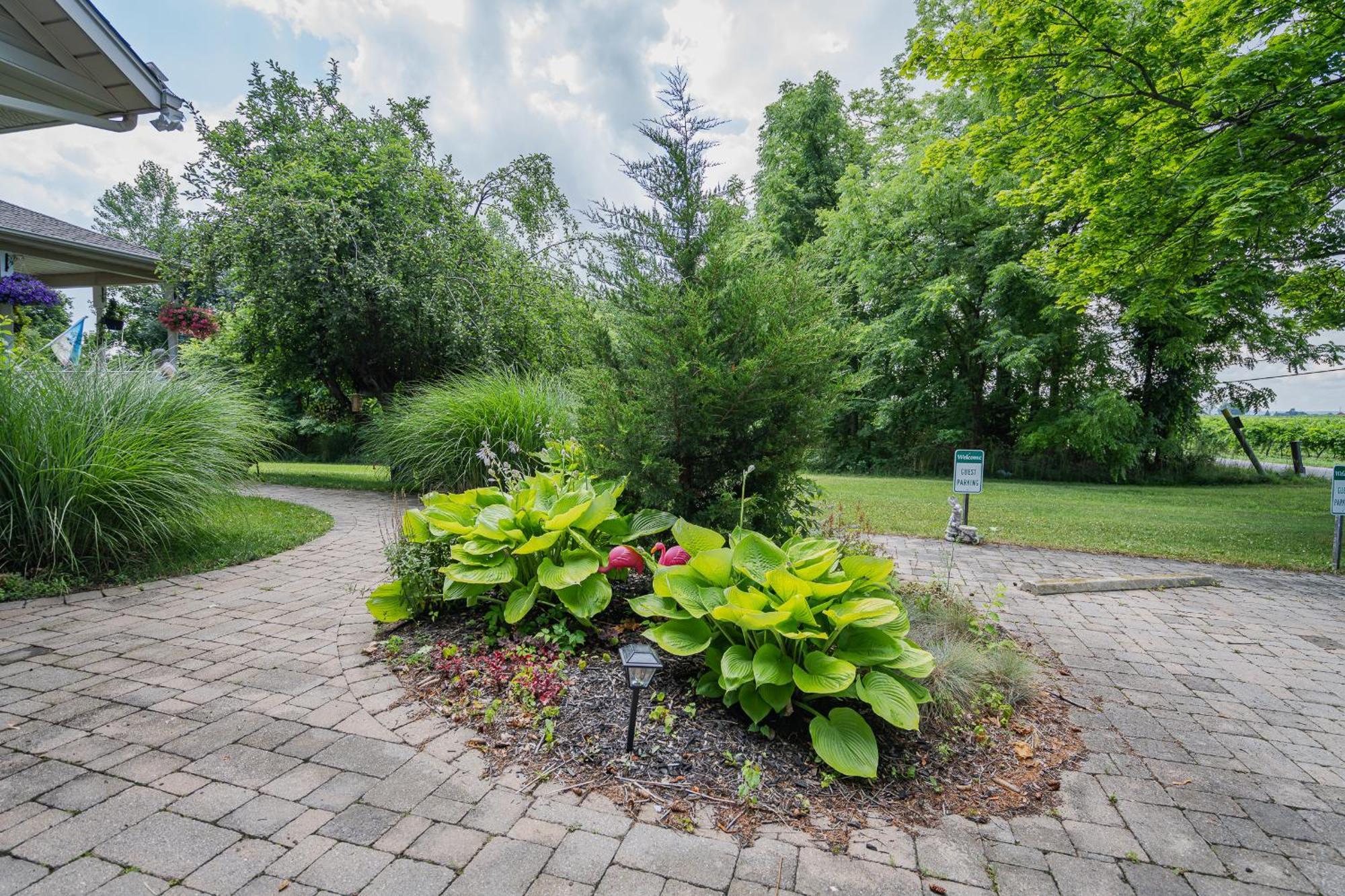 Old Town Country Landing Bed and Breakfast Niagara-on-the-Lake Eksteriør billede