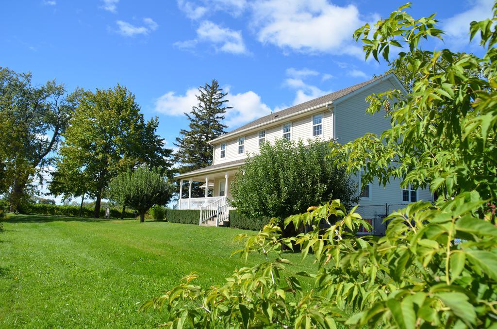 Old Town Country Landing Bed and Breakfast Niagara-on-the-Lake Eksteriør billede